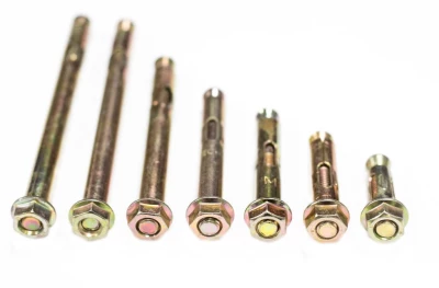 Анкерный болт с гайкой М12